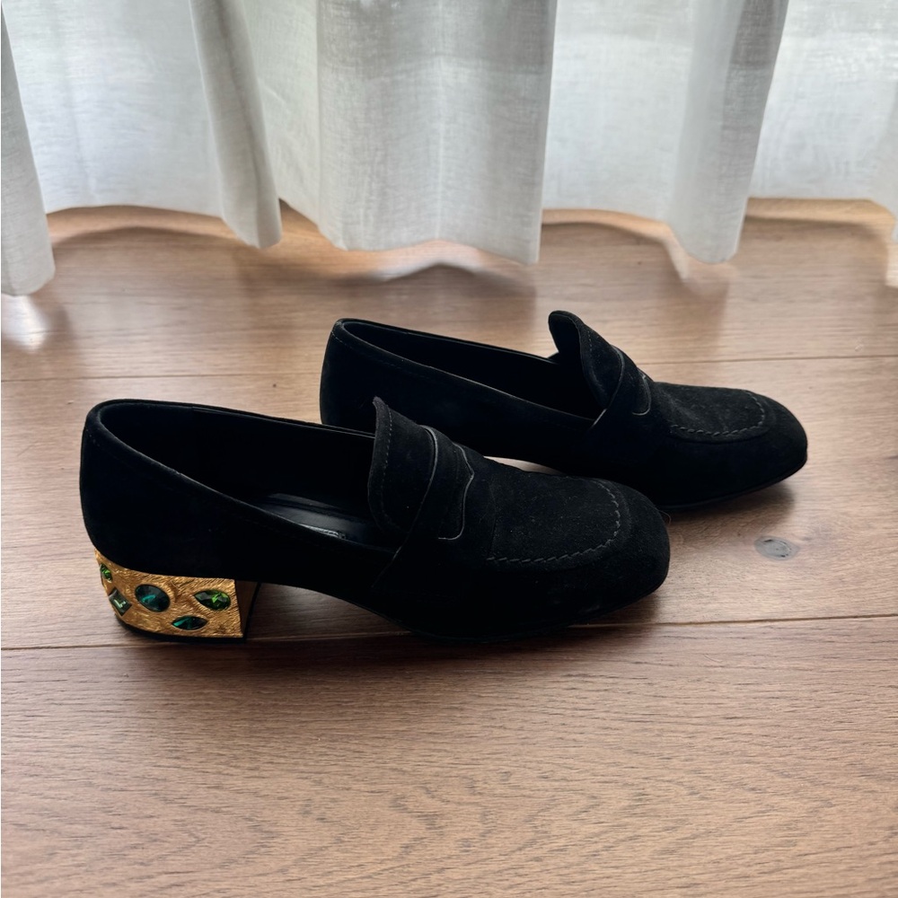 Prada loafers! Super chic jem details on the heel! Size 37